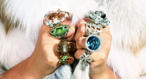 我的拜金的妻子