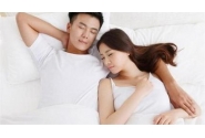 恋爱七年，女友才把我这个男友介绍给家里，这正常吗？这婚我该结吗？