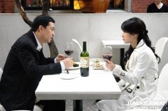 现实版的《蜗居》中的我，在这段婚姻里还能坚持多久？