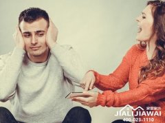 面对一吵架就沉默的丈夫，我该怎么做？